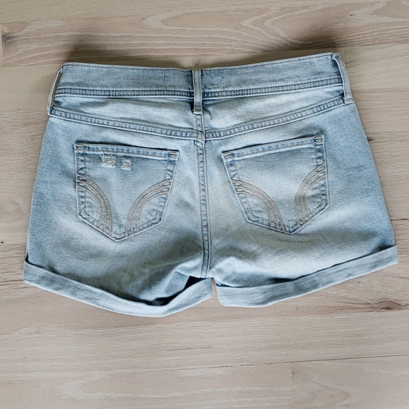 Hollister shorts - Picture 3 of 3